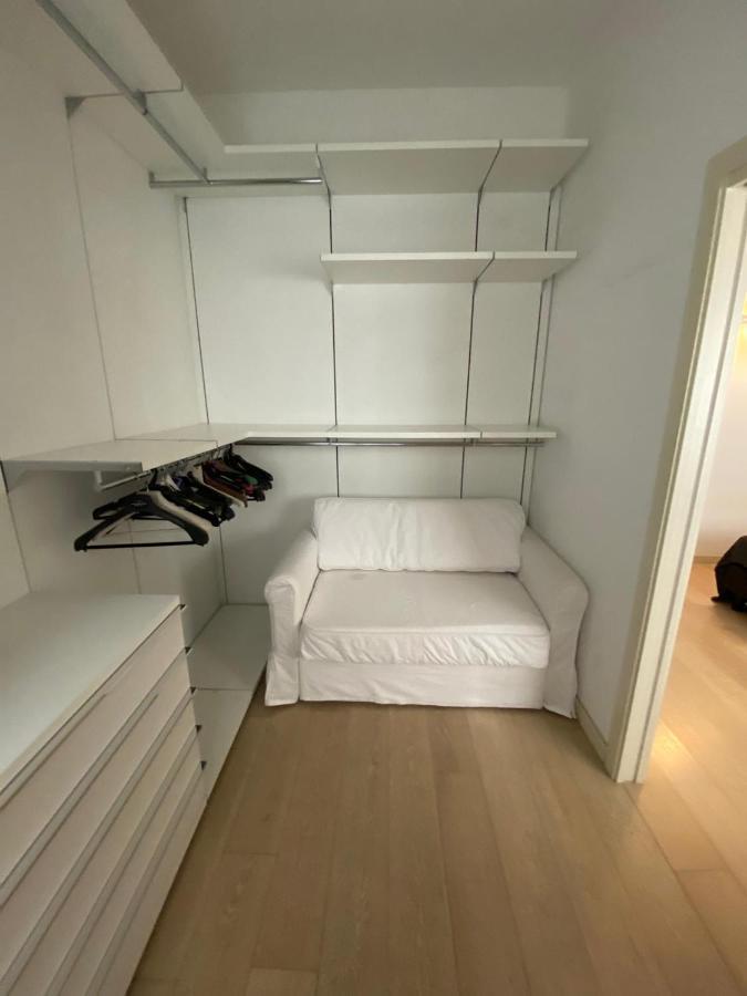 Lovely Apartment In The New Porta Nuova Area Milano Exteriör bild