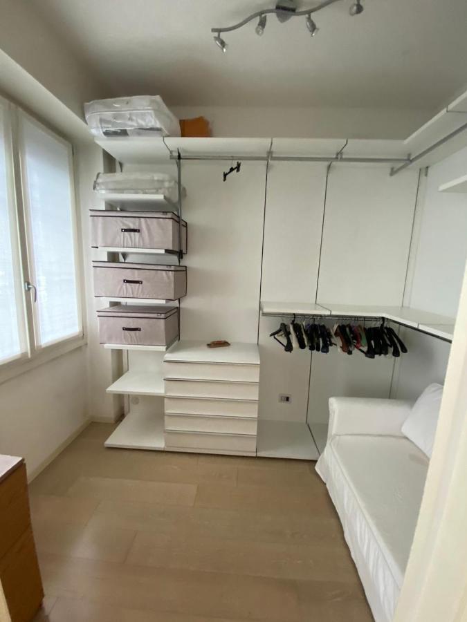 Lovely Apartment In The New Porta Nuova Area Milano Exteriör bild